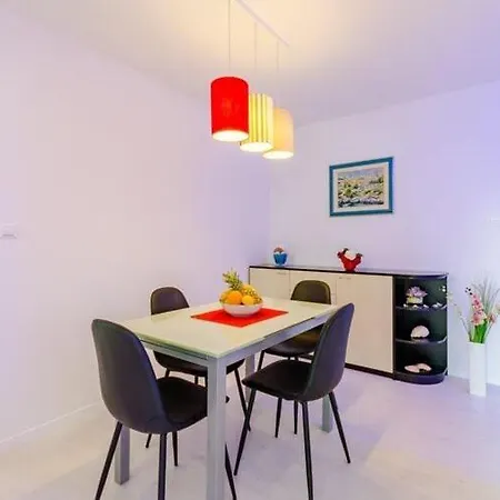 Apartment Luce Mala St - With Terrace